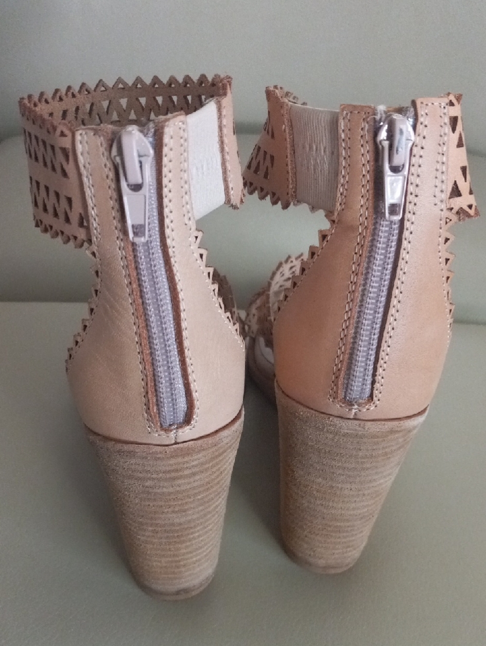 Jeffrey Campbell Nude Laser-Cut Ankle-Strap Wedge Sandals Size 7 - Picture 10 of 17